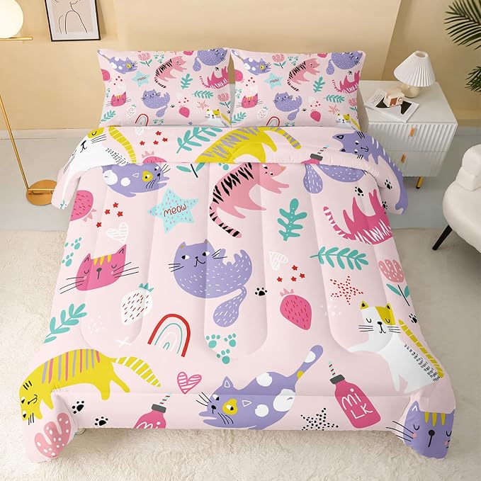 QOOMO Kawaii Cats Comforter King Size, Down Alternative, Soft and Lightweight - Image 2