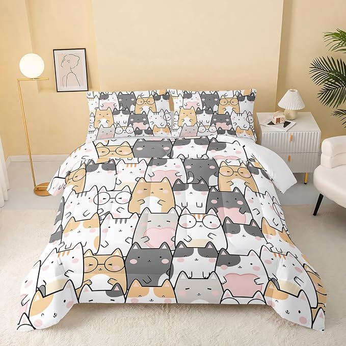 QOOMO Kawaii Cat Comforter King Size, Cats Bedding Set by QOOMOHOME
