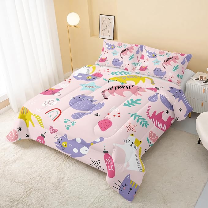 QOOMO Kawaii Cats Comforter King Size, Down Alternative, Soft and Lightweight - Image 3