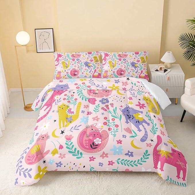 QOOMO Floral Cat Comforter King Size, Down Alternative, Soft and Lightweight by QOOMOHOME