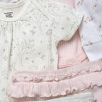 Gerber unisex-baby 9-piece Baby Gift Set - Image 3