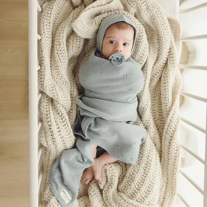 Luxury Organic Cotton Pointelle Baby Blanket - Image 2